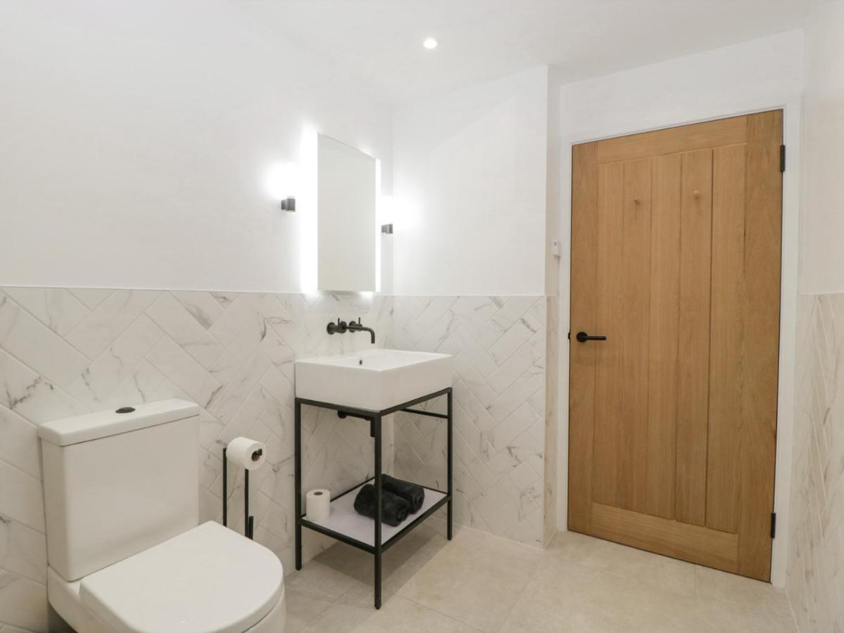 Linden Barn Villa Уинкантън Екстериор снимка