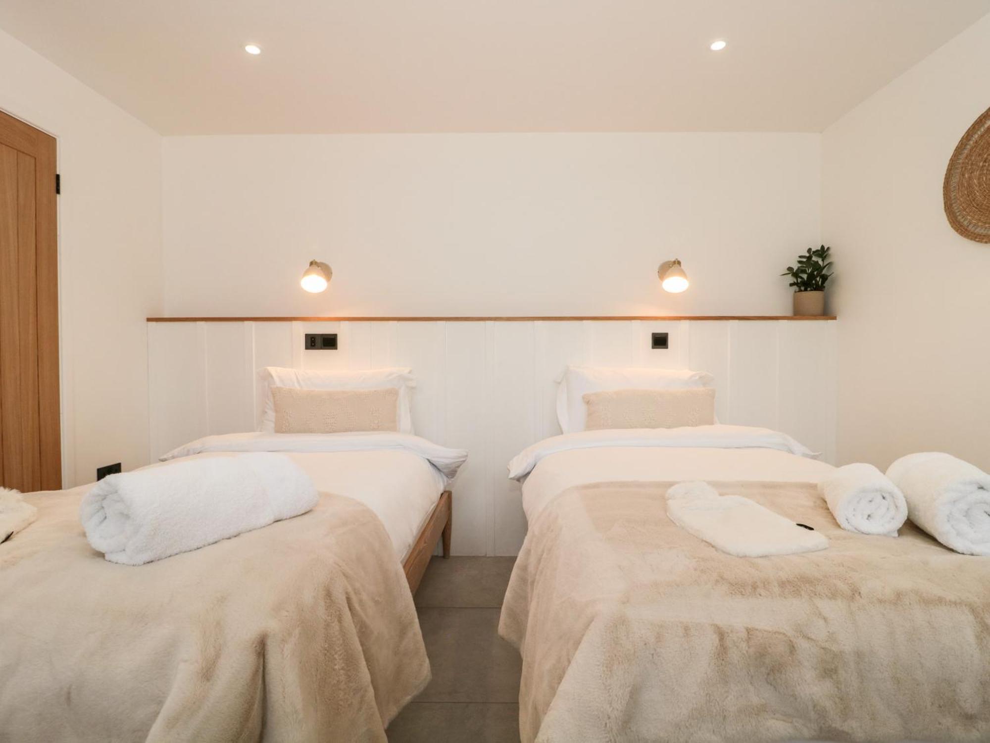 Linden Barn Villa Уинкантън Екстериор снимка